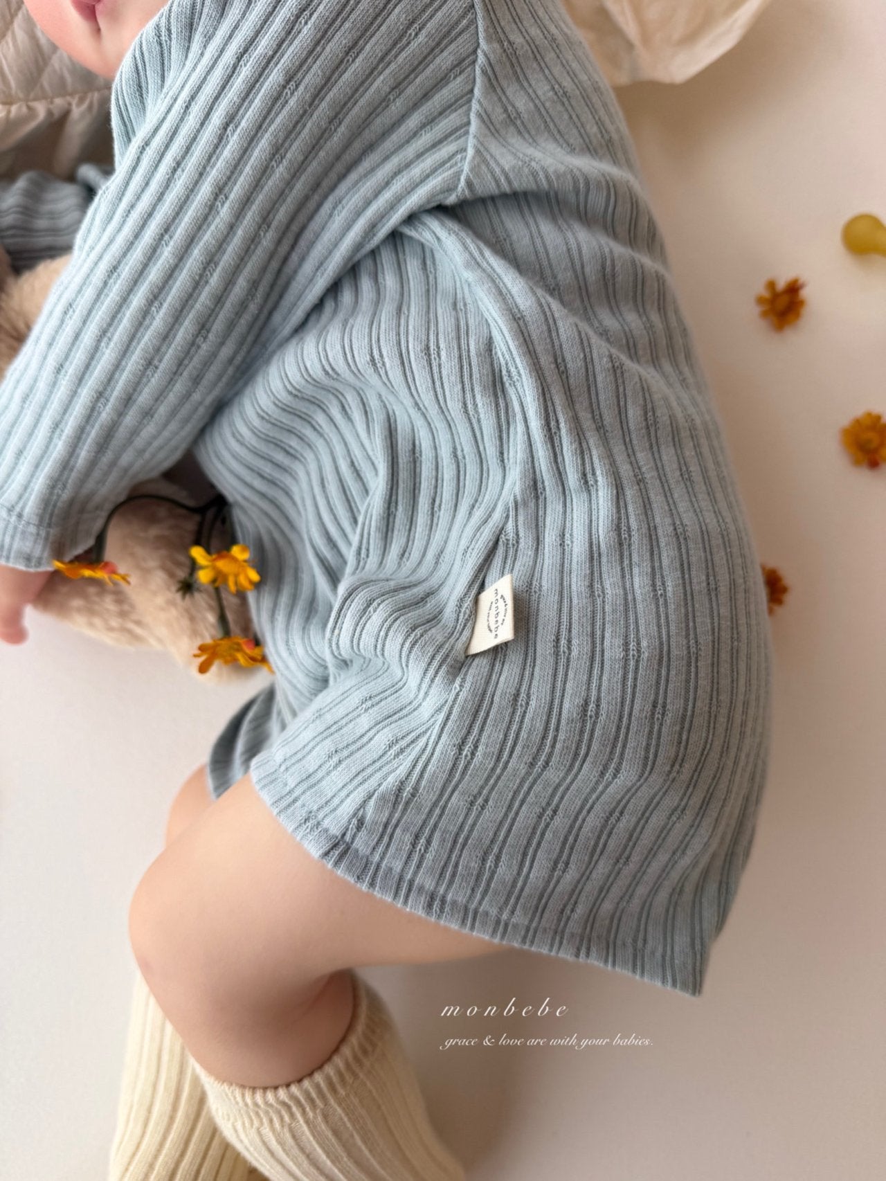 Leo boy suit