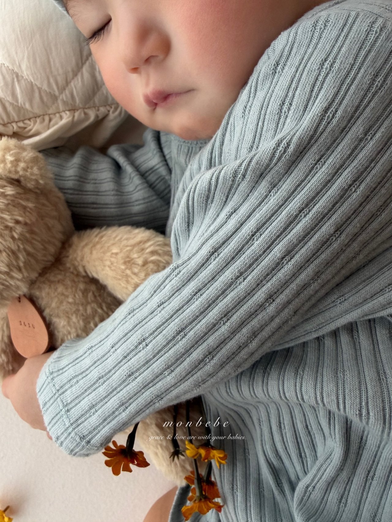 Leo boy suit